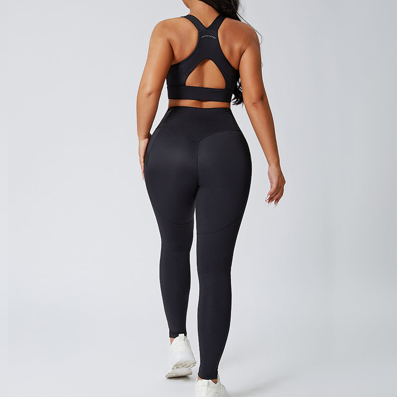 Tight-Fitting Yoga Set for Women – 2-Piece Seamless Gym Sportswear